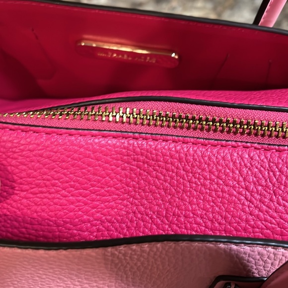 Michael Kors NWT Mercer Medium Color-Block Belted Satchel - Picture 5 of 9